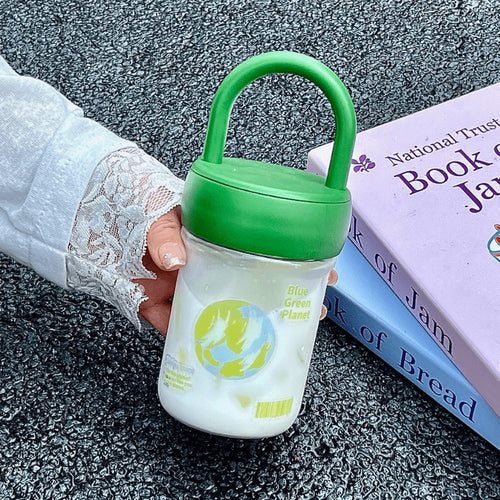 Ladies eco-friendly water bottle with practical carrying handle Bowlift