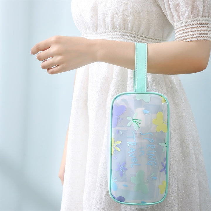 Fashionable and Practical Cosmetic Bag Bowlift