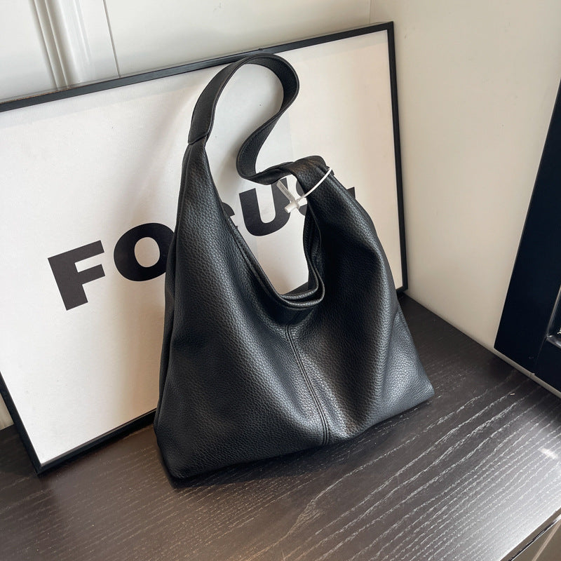 Textured Leather Hobo Bag Bowlift