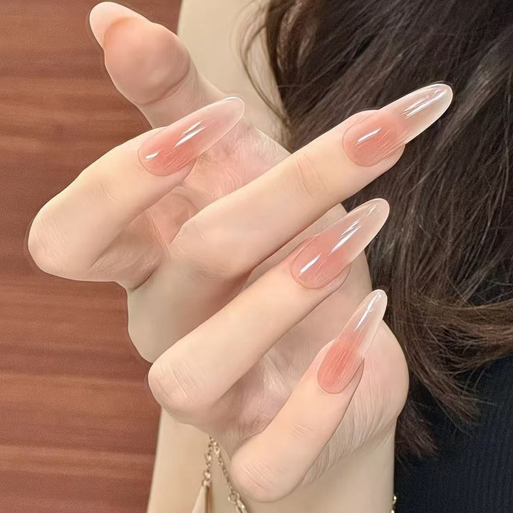 Artful nail designs with cat motif Bowlift