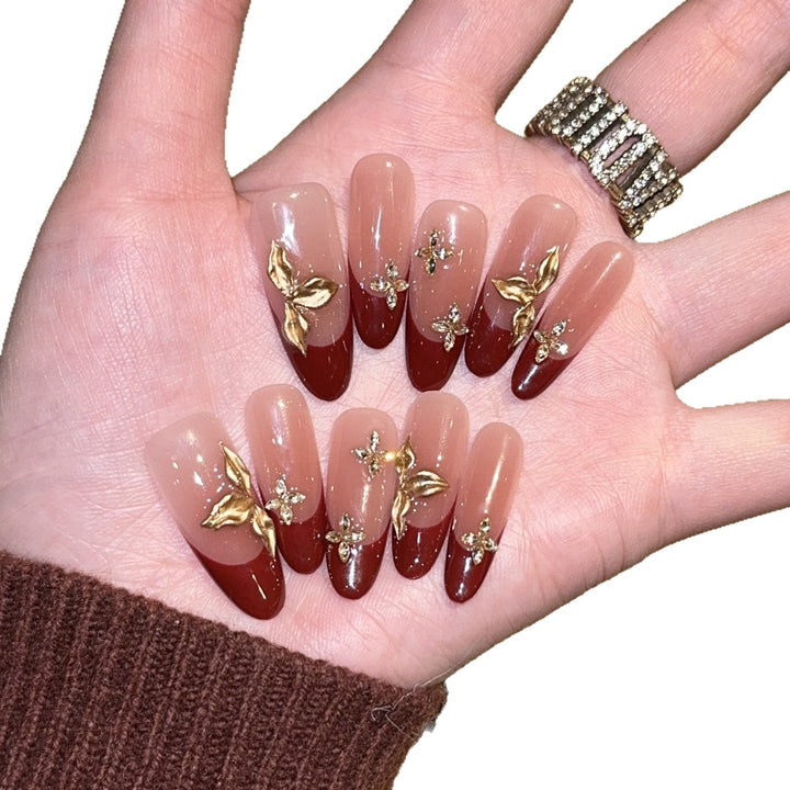 Artificial nails with luxurious flower and glitter elements Bowlift