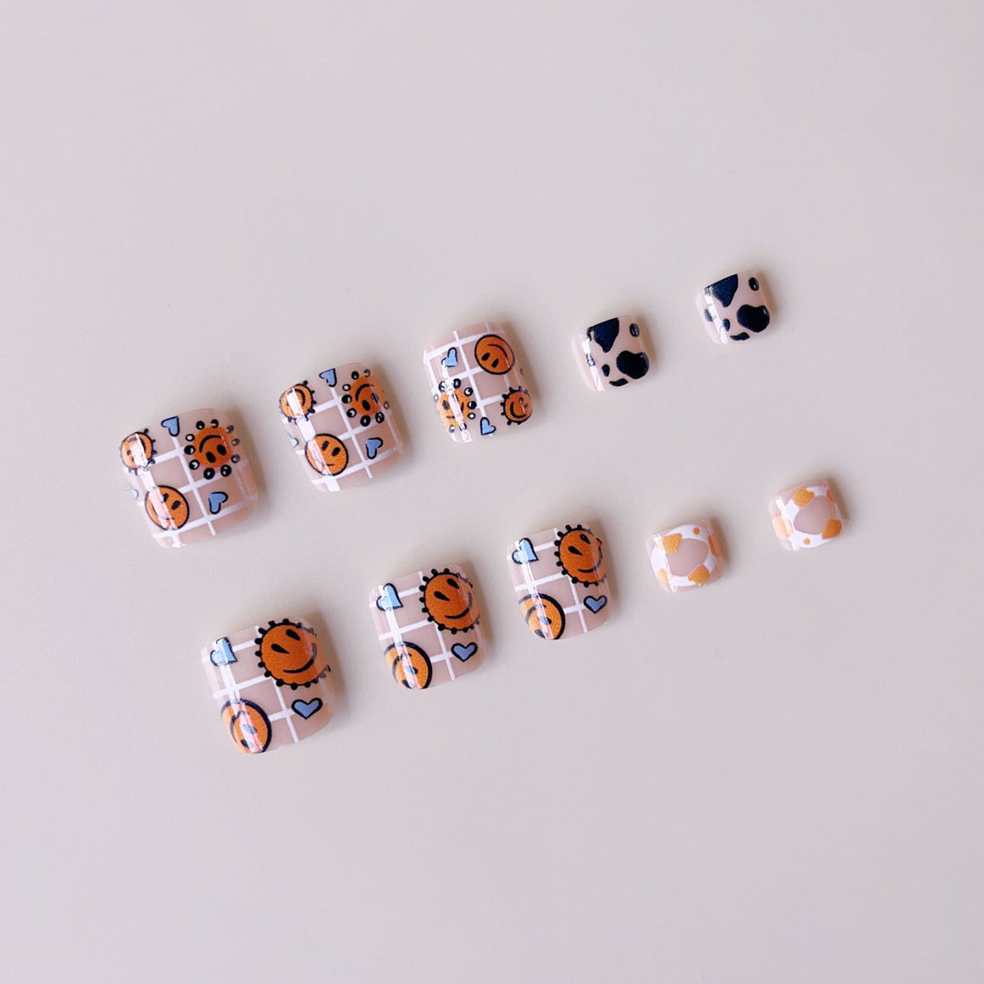 Art Nail Set with Cheerful Illustrations Bowlift