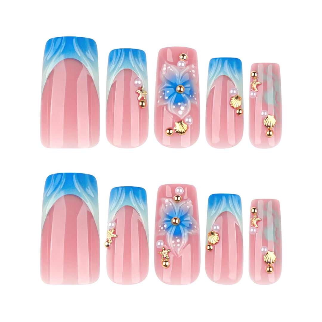 Glamorous Artificial Nails Bowlift