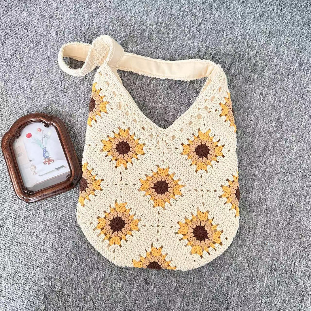 Fashionable crochet shoulder bag Bowlift