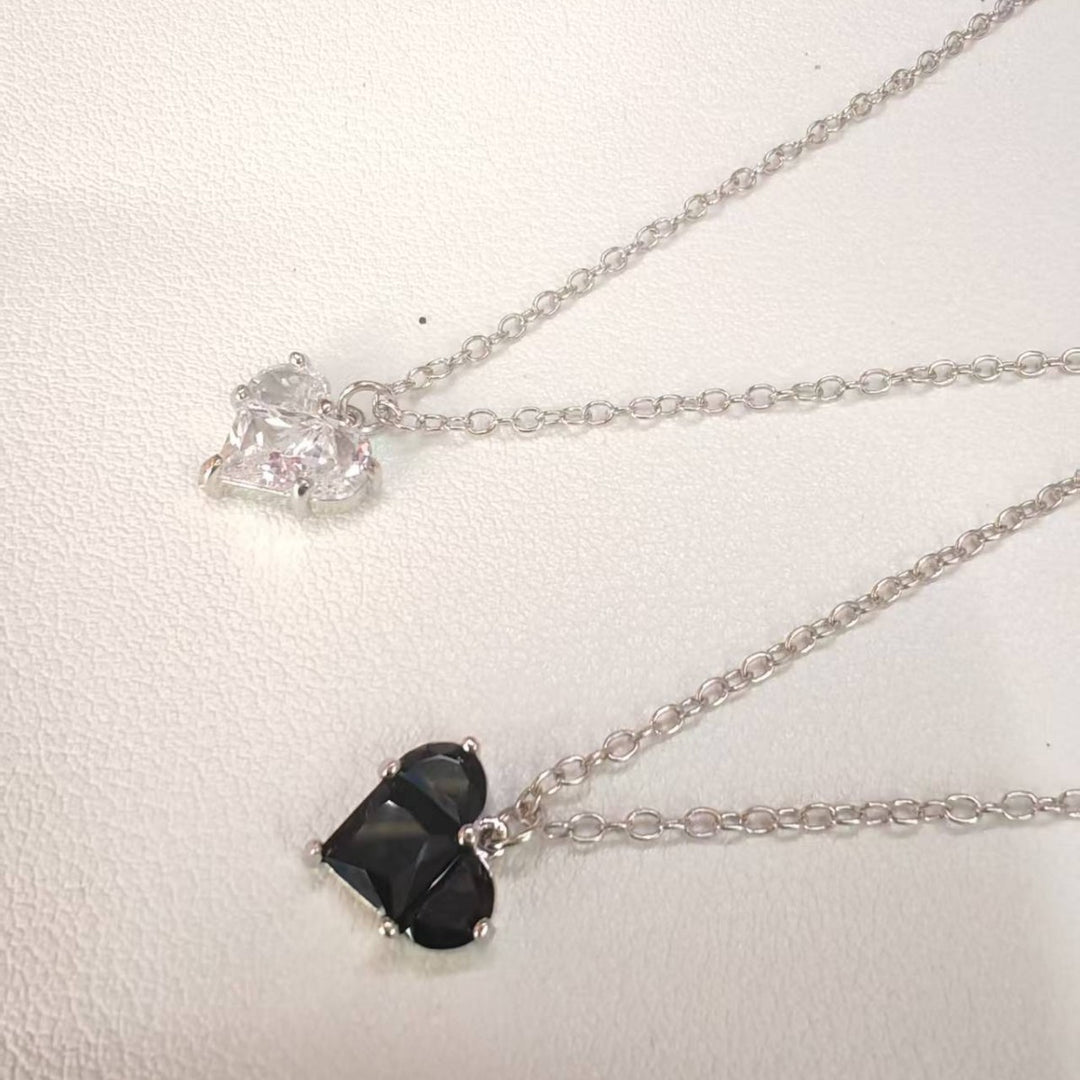 Heart-Shaped Crystal Pendant Necklace Bowlift