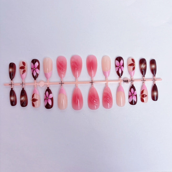 Artificial Nail Set with Decorative Nail Design Bowlift
