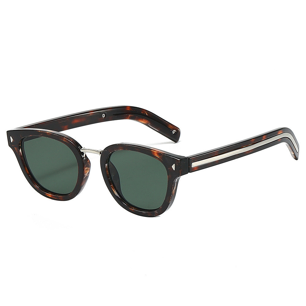 Classic Oversized Cat-Eye Sunglasses Bowlift