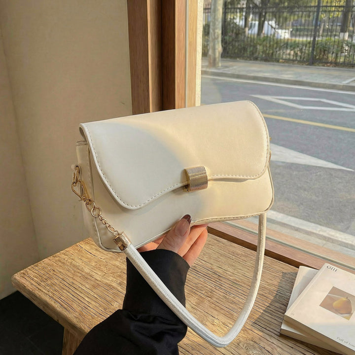 WoElegant Faux Leather Evening Clutch Bowlift