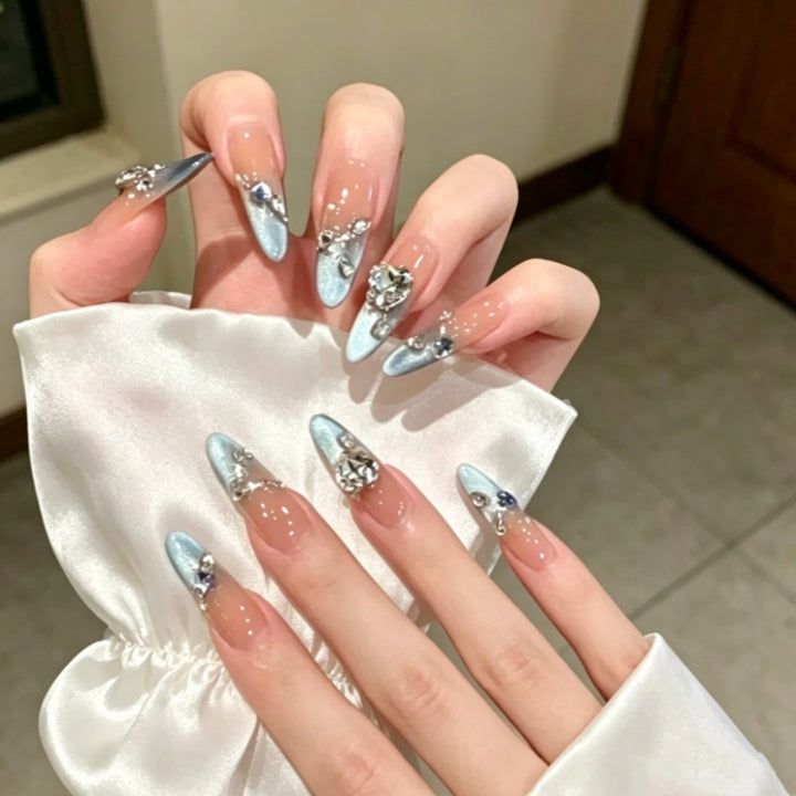 Decorative Press-On Nails with Floral Design Bowlift