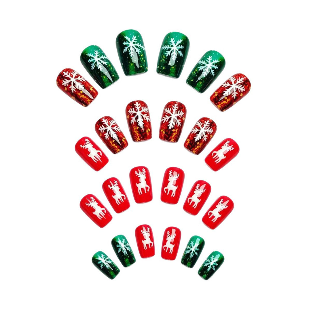 Artificial nails in festive reindeer and snowflake design Bowlift