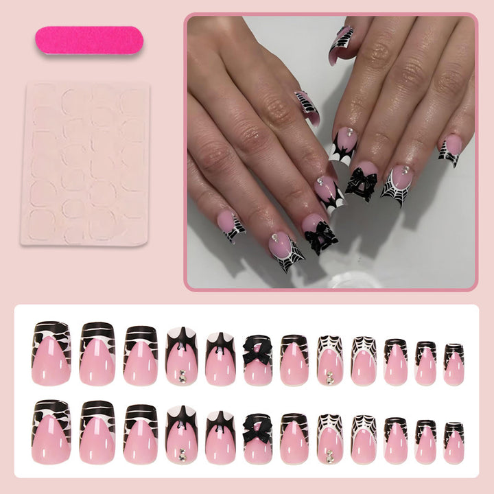 Halloween Fake Nail Set with Playful Spider Design Bowlift