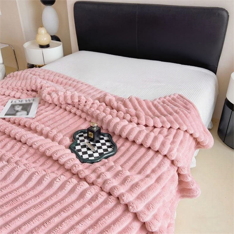 Women's Ultra-Soft Cuddly Blanket with Wave Structure Bowlift