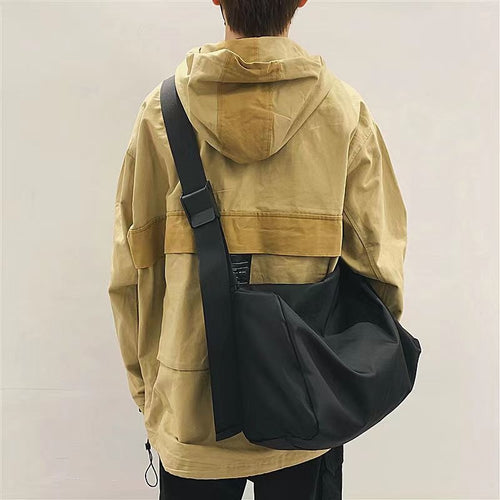 Modern shoulder bag Bowlift