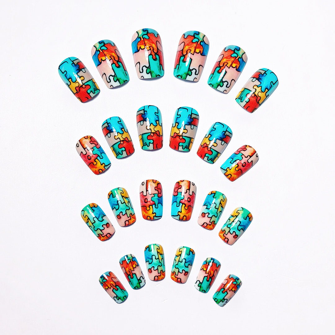 Art nails with creative puzzle pattern Bowlift