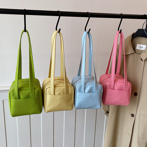 WoCompact Textured Handbag Bowlift