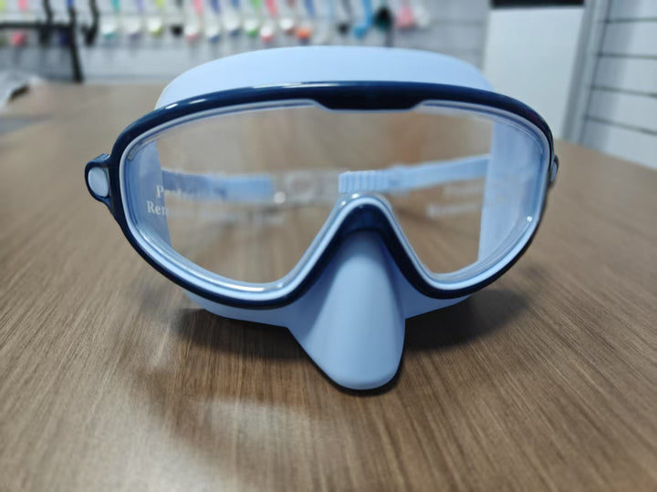 Safety goggles with anti-fog technology Bowlift