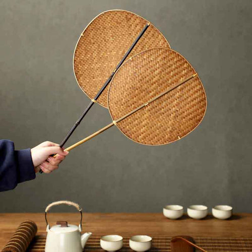 Ladies traditional fan Bowlift