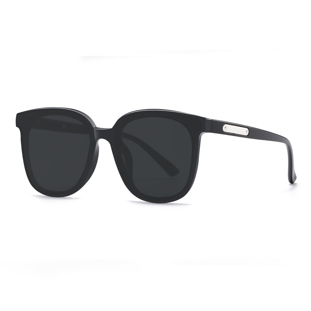 Women's stylish square sunglasses with sturdy frame and UV protection Bowlift