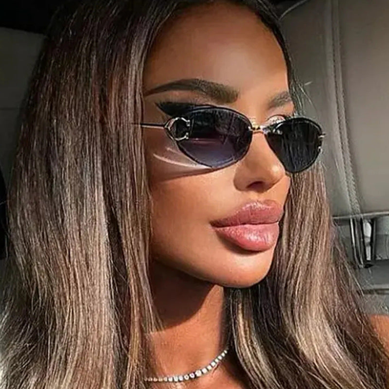 Women's elegant oval-shaped sunglasses with fashionable metal frame Bowlift