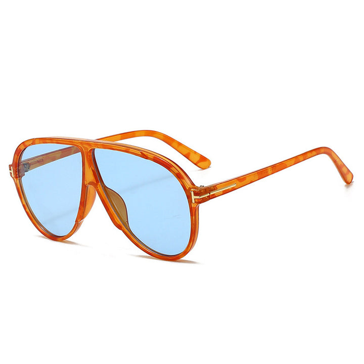 Women's large sunglasses with modern design and protective lenses Bowlift