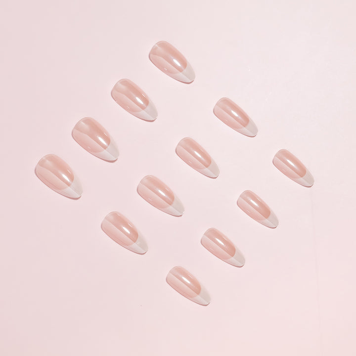 Elegant French Tip Nail Art Set Bowlift