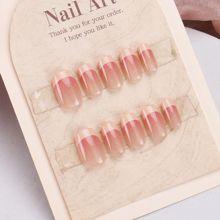 Press-On Nail Kit with Gradient Design Bowlift