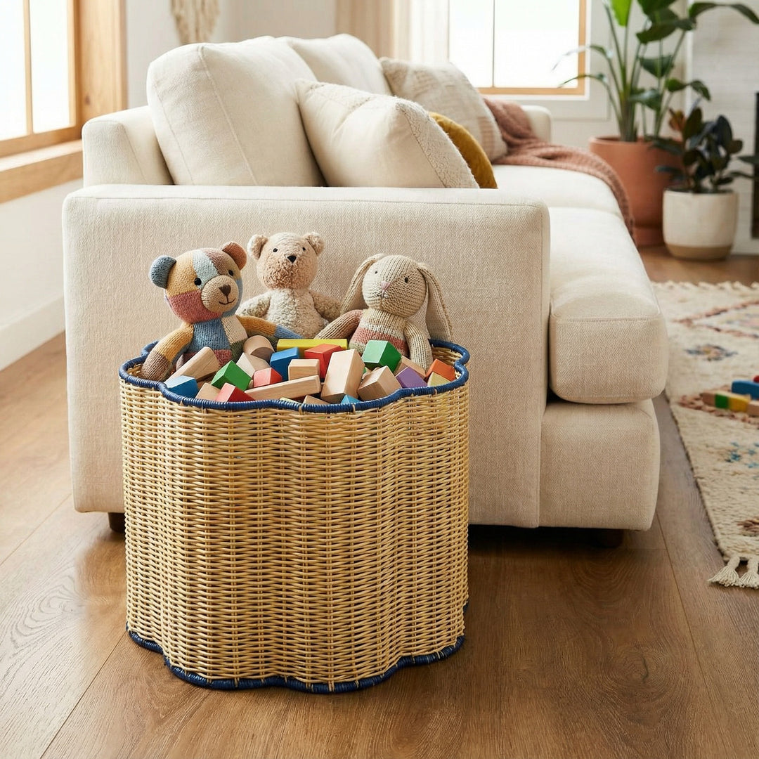 Decorative Scalloped Woven Storage Basket Bowlift