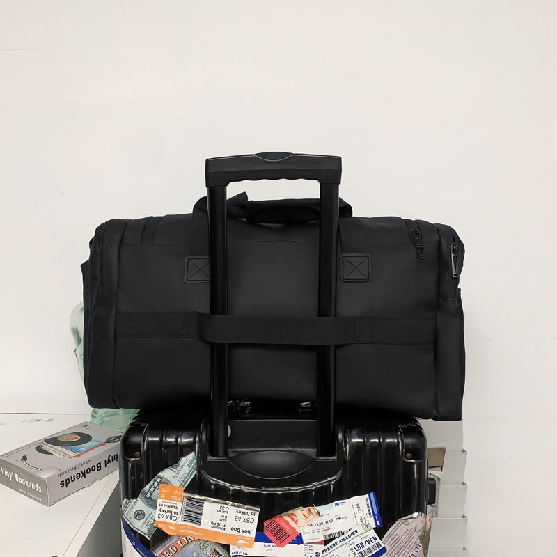 Multifunctional Sports Bag With Spacious Main Compartment And Practical Pockets Bowlift