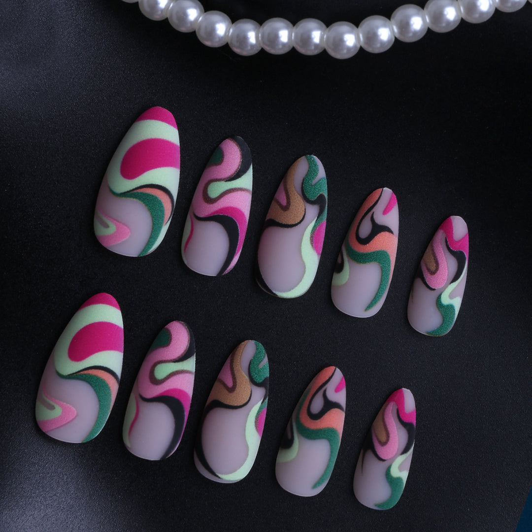 Artificial Nails in Modern Abstract Design Bowlift