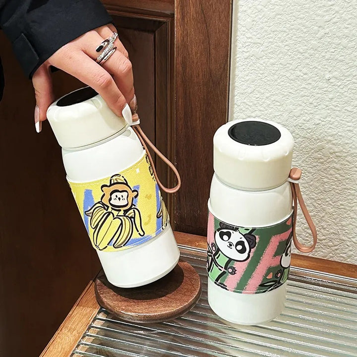 Women's insulated bottle with playful panda design Bowlift