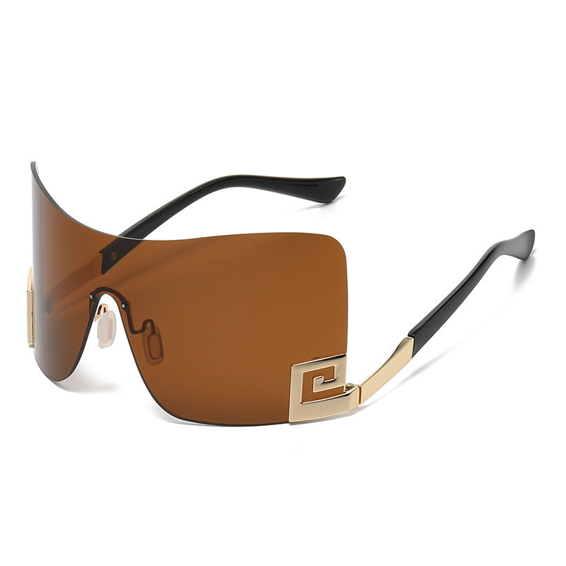 Women's Oversized Shield Sunglasses with Extravagant Design Bowlift
