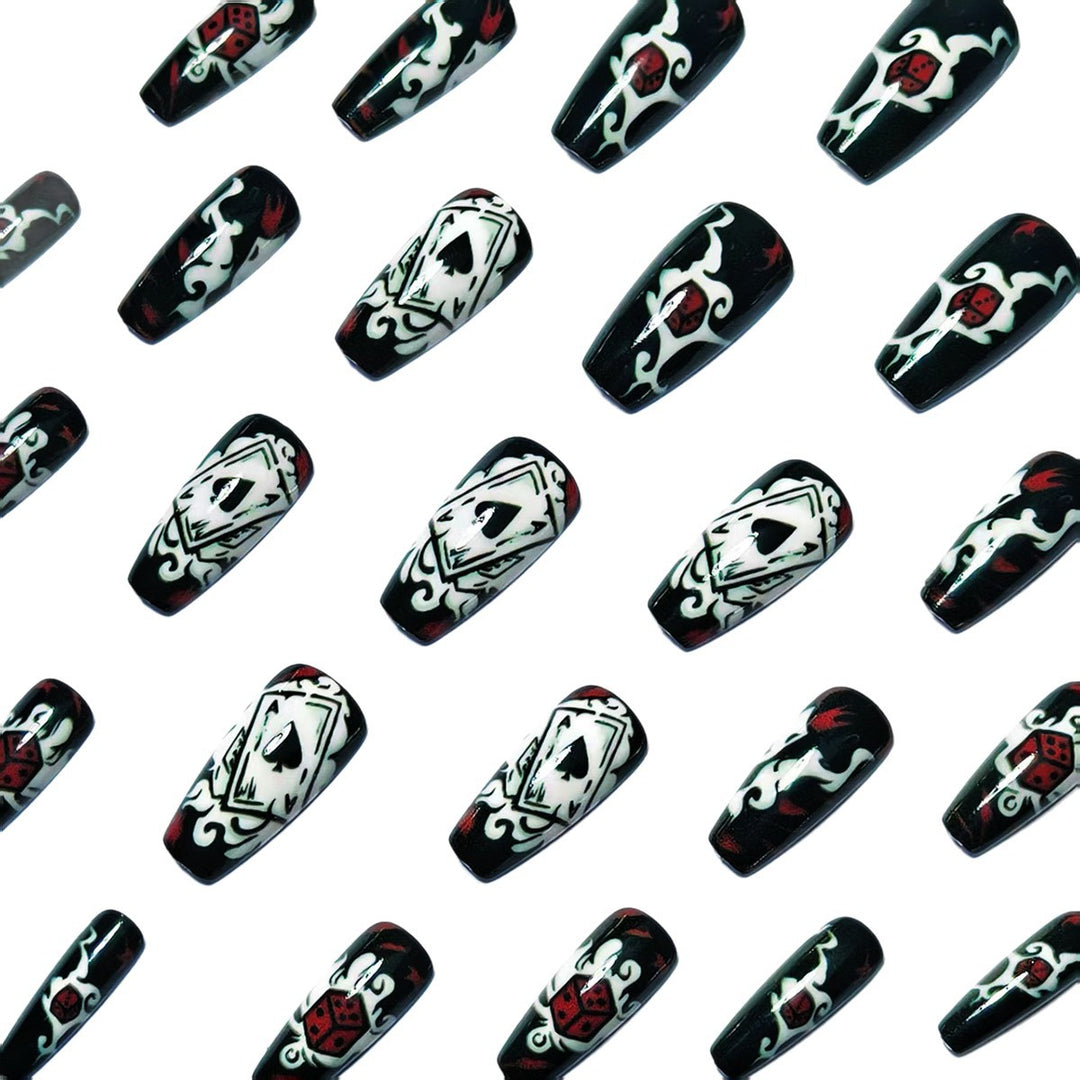 Artificial nails with playing cards and dice motif Bowlift