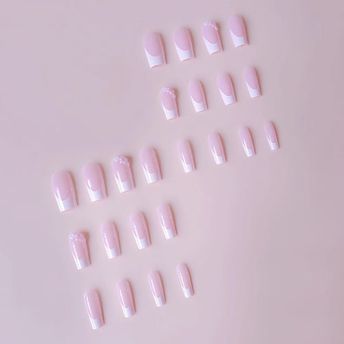 Artificial nail set with romantic flower decorations Bowlift