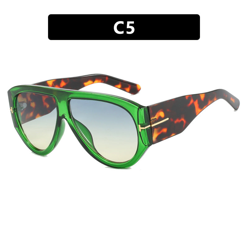 Women's Geometric Sunglasses with Modern Frame and Polarized Lenses Bowlift