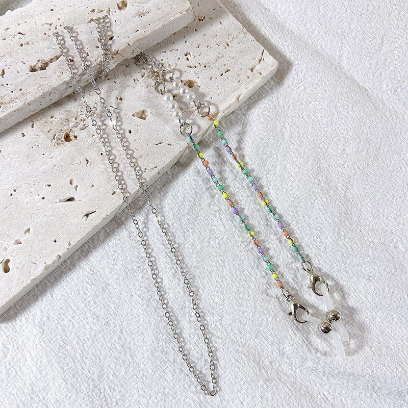 Elegant Glasses Holder Chain with Black Pearls Bowlift