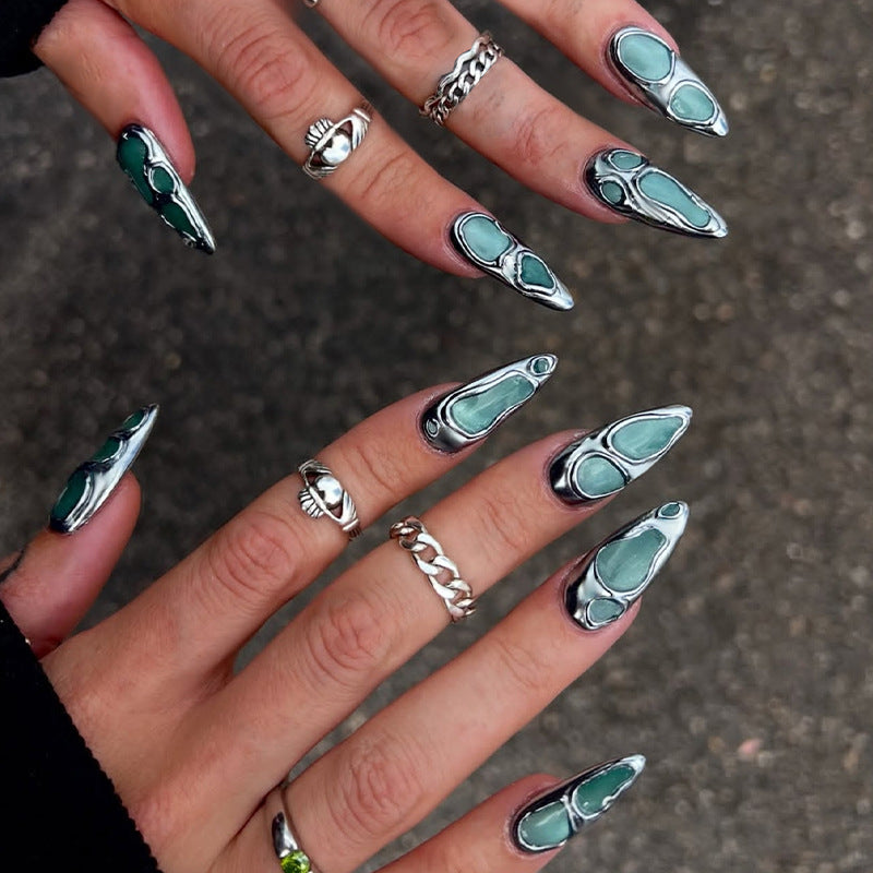 Creative Press-On Nail Kit Bowlift