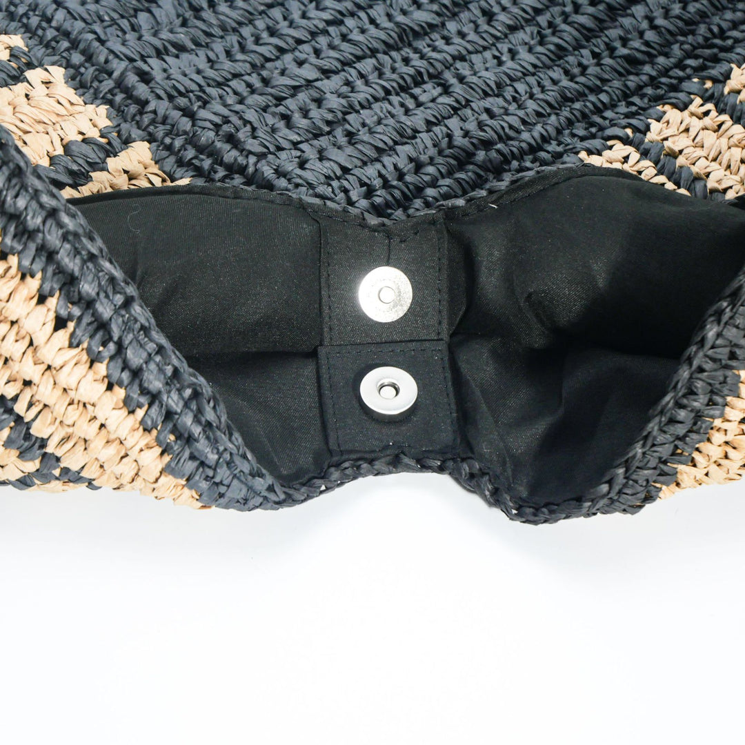 Shopping bag made of woven natural material with modern accents Bowlift