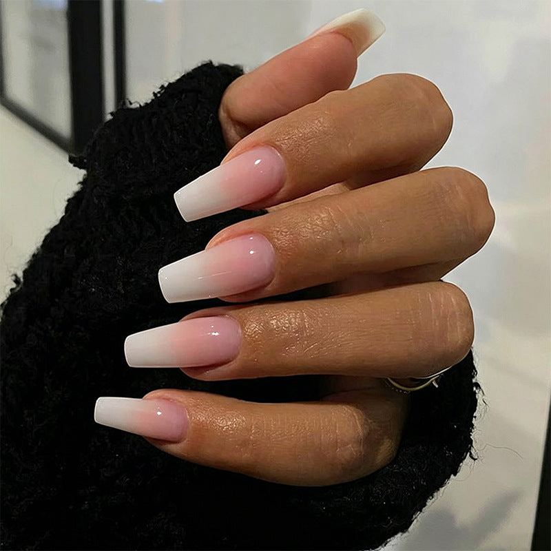 Artificial nail set in modern ombre design Bowlift