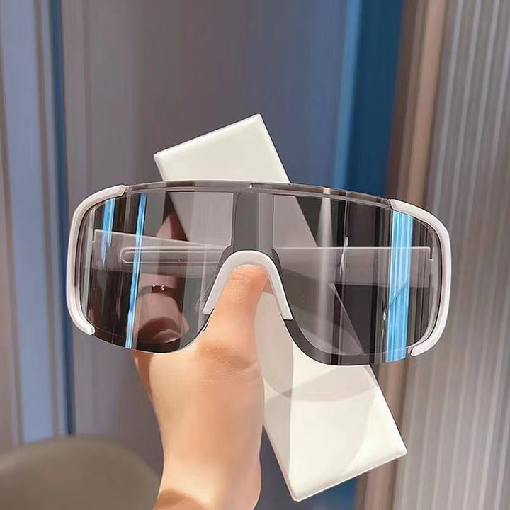 Sporty Wrap-Around Sunglasses Bowlift