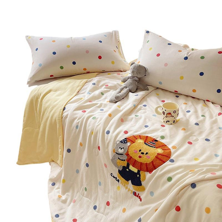 Women's cuddly blanket with cute bear design Bowlift