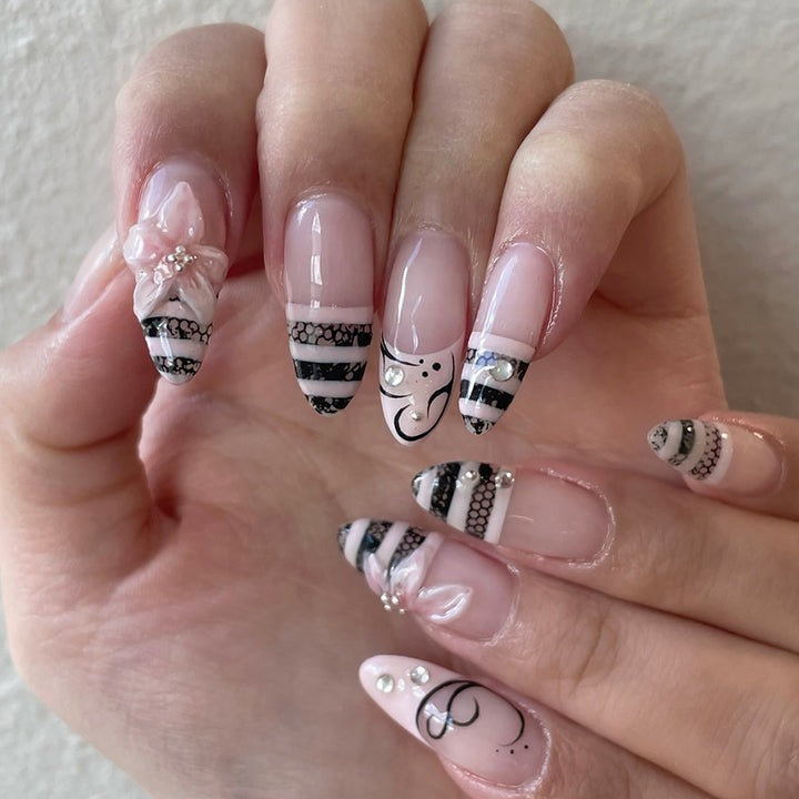 Artistic Themed Press-On Nail Collection Bowlift
