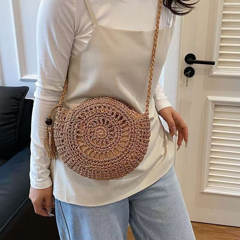 Beef Macrame Shoulder Bag with Tassel Bowlift