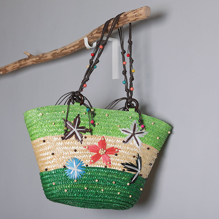 Beach bag with colorful flower pattern Bowlift