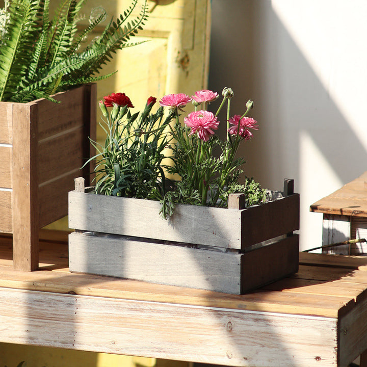 Practical storage box made of wood Bowlift