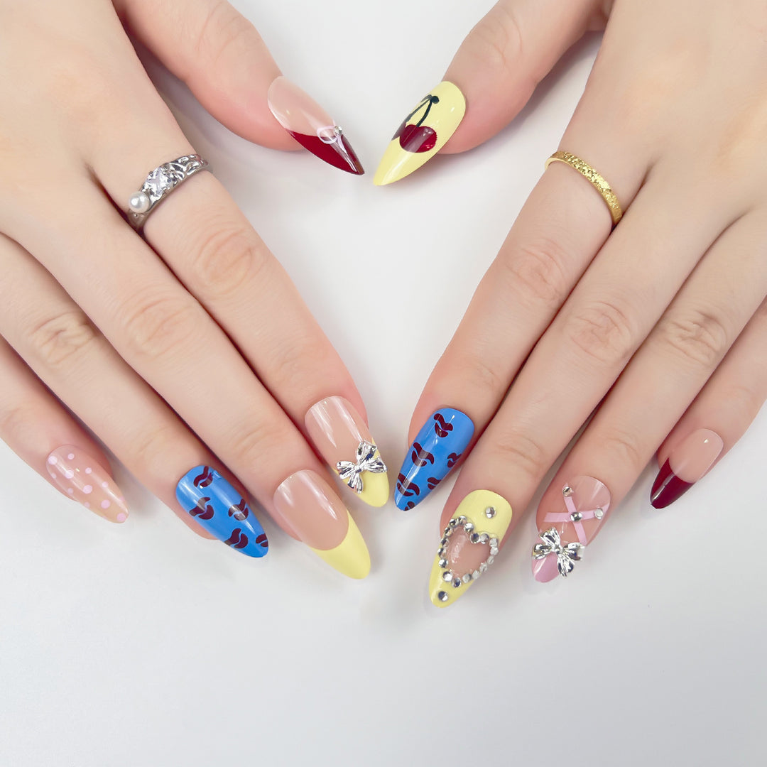 Artificial nails with floral 3D applications Bowlift