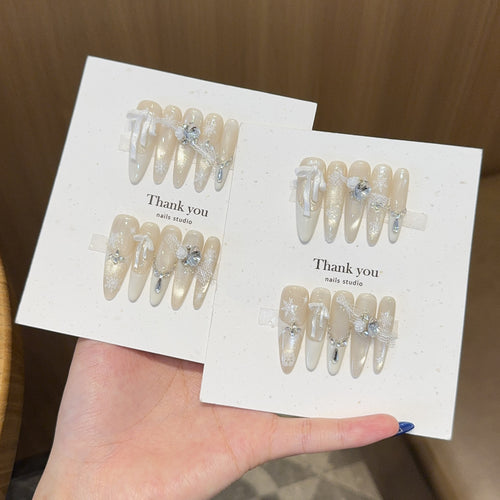 Artificial Nail Set with Festive Design Bowlift
