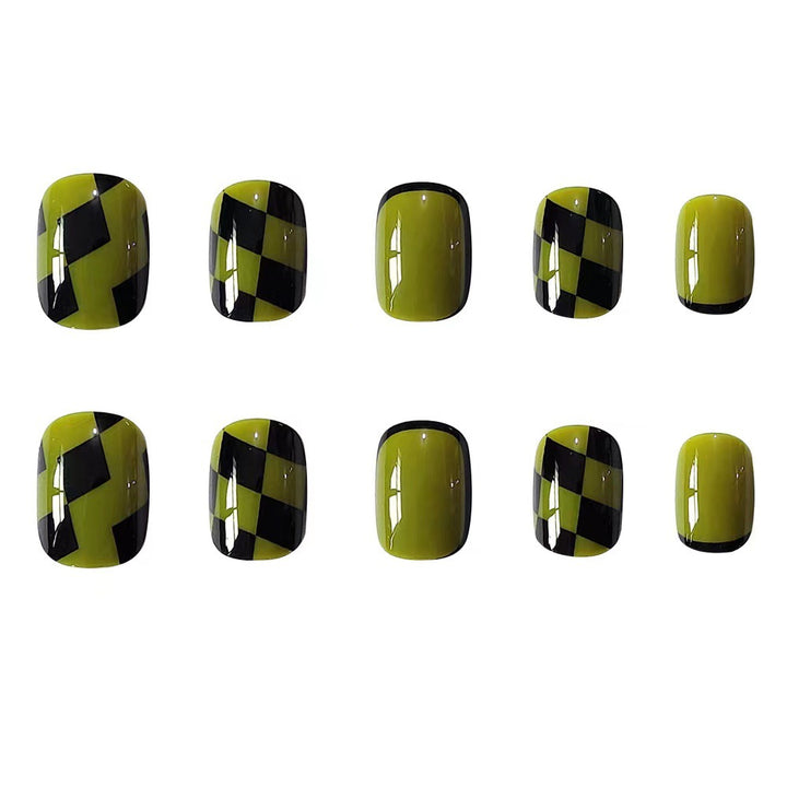 Creative nail art with geometric patterns Bowlift