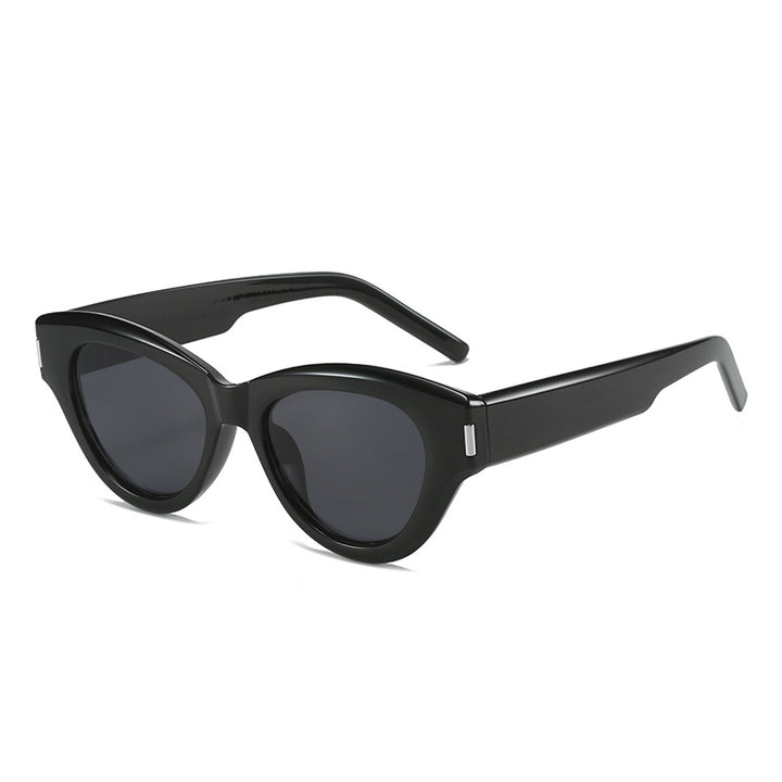 Women's Cat-Eye Sunglasses with High-Quality Plastic Frame Bowlift