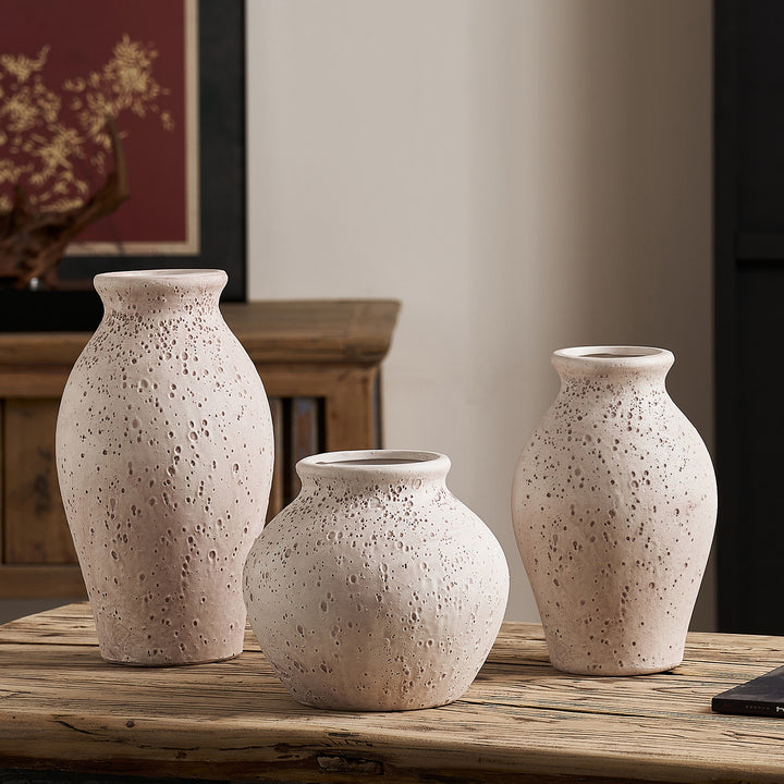 Elegant Ceramic Vase Bowlift