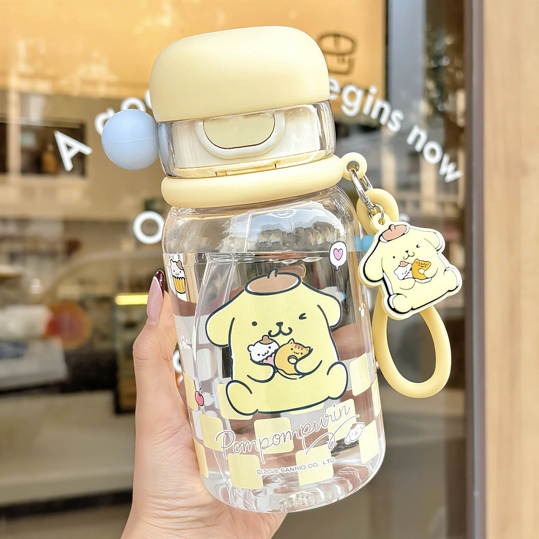 Ladies drinking bottle with practical silicone drinking straw and cute Bowlift motif